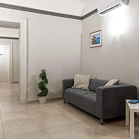 Costanza Hotell Catania